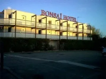 Bonsai Hotel D'Avignon France